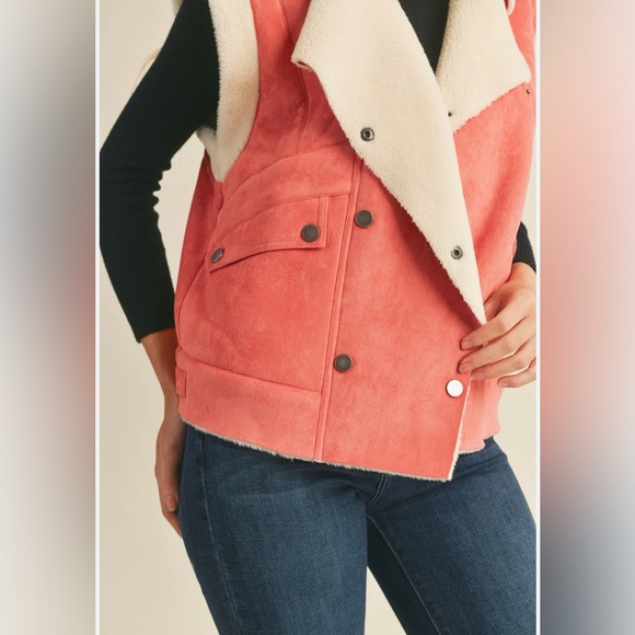 En Merci Chic Pink Punch and Cream Shearling Vest - Picture 3 of 5